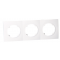 Onnline BETA Ramka potrójna, plastikowa, okrągłe otwory montażowe, biała KOD BET1003W